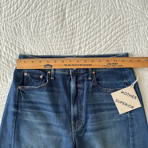 * sold * MOTHER NWT Full Pipe Flood It’s a Small World Jeans size 26 high waist - Picture 9 of 16